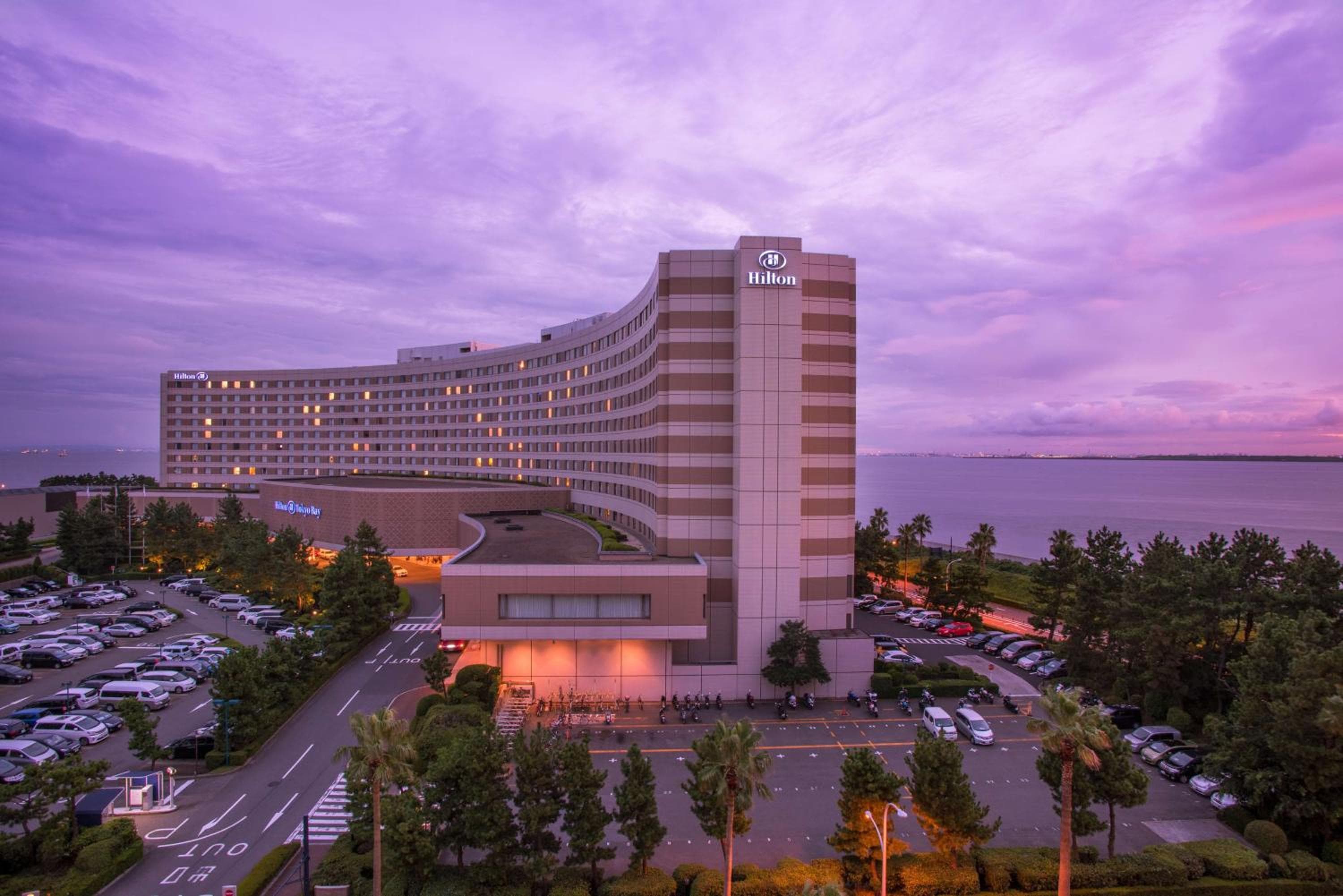 Hilton 東京ベイ